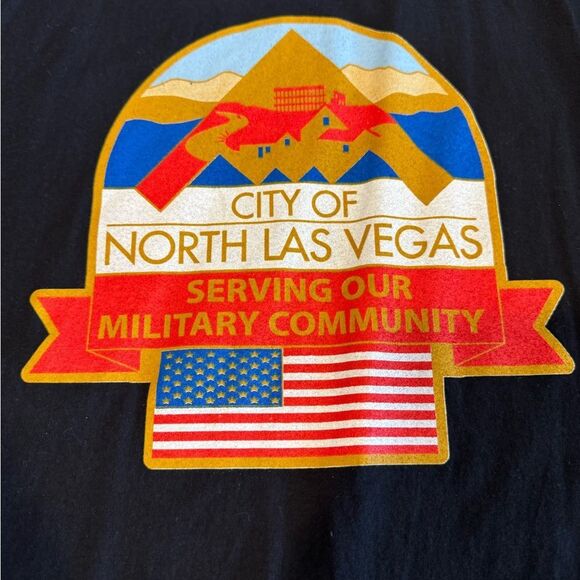 Gildan North Las Vegas Men’s Crewneck T-Shirt Sz XL - Picture 1 of 6